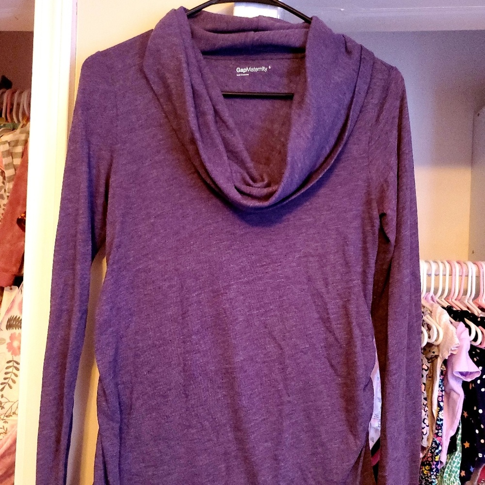 Gap Maternity Long Sleeve Shirt
